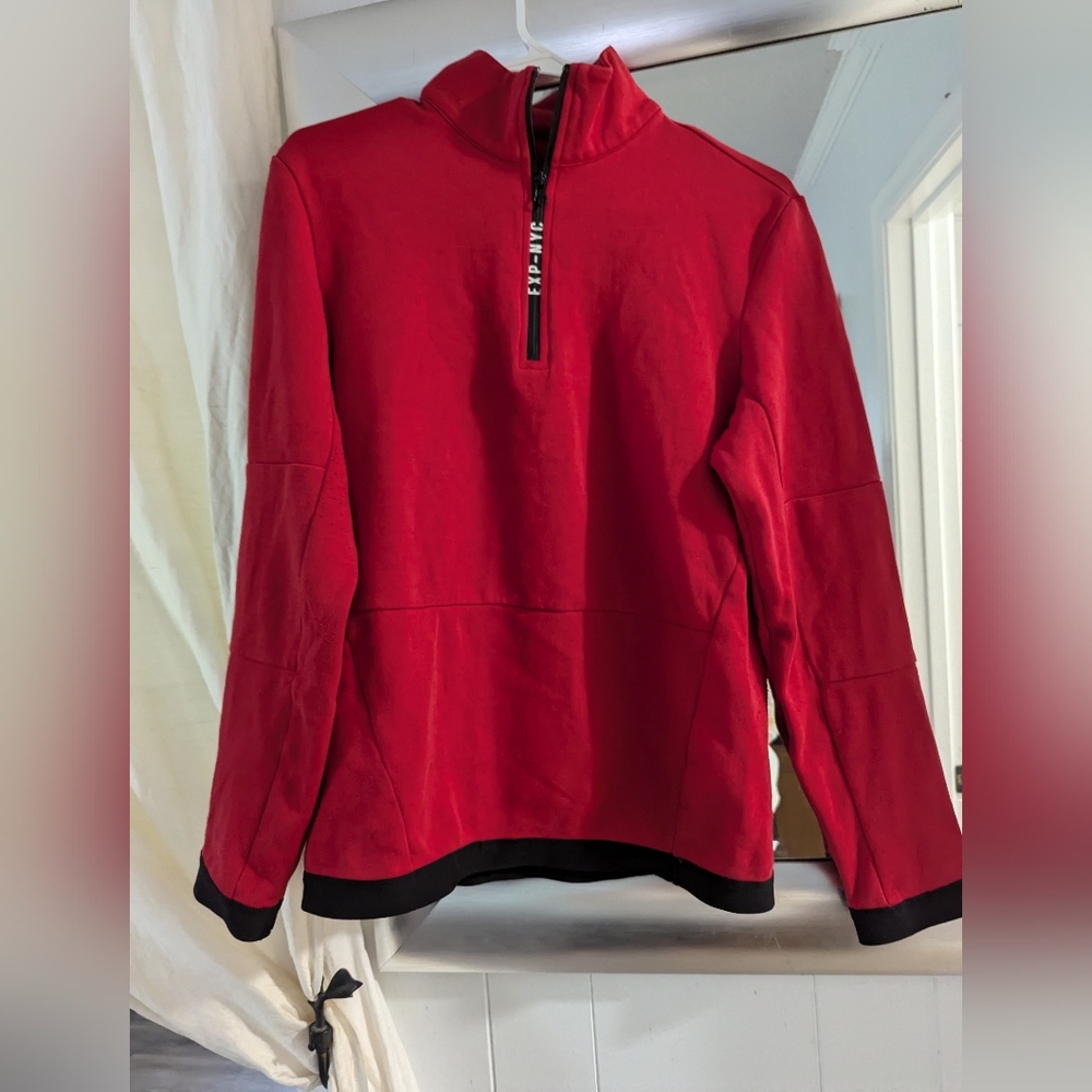 Express New York athletic top